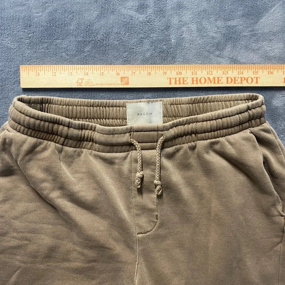 PacSun Mens Fleece Sweat Shorts Medium Tan Brown Drawstring Elastic Waist Casual